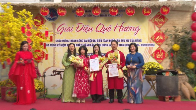 Lan tỏa tình yêu âm nhạc dân tộc tại Trường Tiểu học Trần Khánh Dư - Ảnh 4.