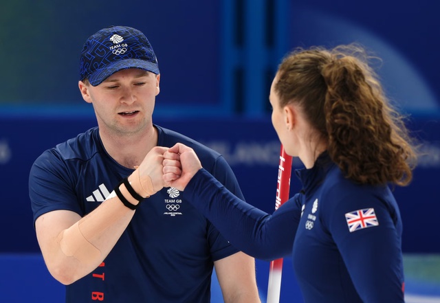 Thế vận hội mùa Đông Milano - Cortina 2026: Italia giành HCV đầu tiên - Ảnh 2.