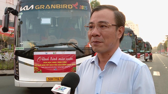 "Hành trình mùa xuân" đưa hơn 300 sinh viên về quê đón Tết Bính Ngọ 2026 - Ảnh 1.