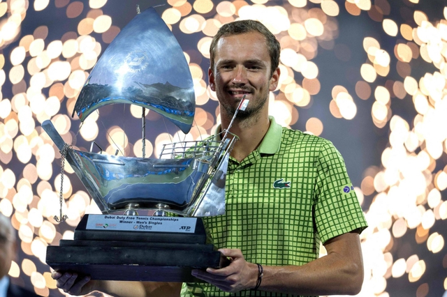 Cobolli và Medvedev vô địch hai giải ATP 500 Mexico và Dubai - Ảnh 2.