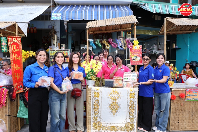 Rộn ràng lễ hội Nguyên Tiêu - Xuân Bính Ngọ 2026 - Ảnh 3.