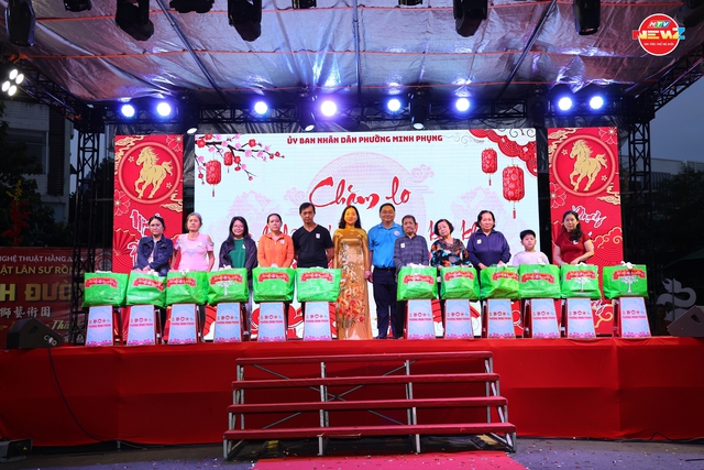 Rộn ràng lễ hội Nguyên Tiêu - Xuân Bính Ngọ 2026 - Ảnh 9.