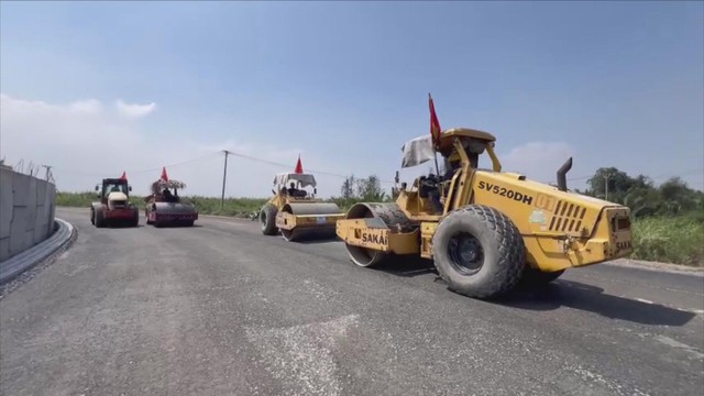 Vành đai 3 TP. Hồ Chí Minh tăng tốc thi công, hướng tới thông xe kỹ thuật - Ảnh 3.