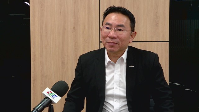 Thị trường chứng khoán Việt Nam trải qua phiên giảm mạnh nhất lịch sử - Ảnh 1.