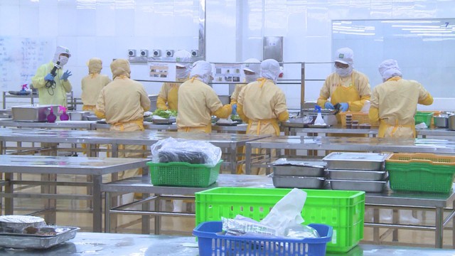 Giá xăng dầu biến động: Người dân và doanh nghiệp tính toán lại chi phí - Ảnh 4.