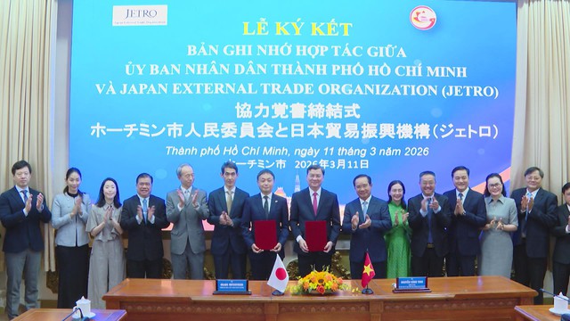 UBND TP. Hồ Chí Minh và JETRO ký kết Bản ghi nhớ hợp tác - Ảnh 3.