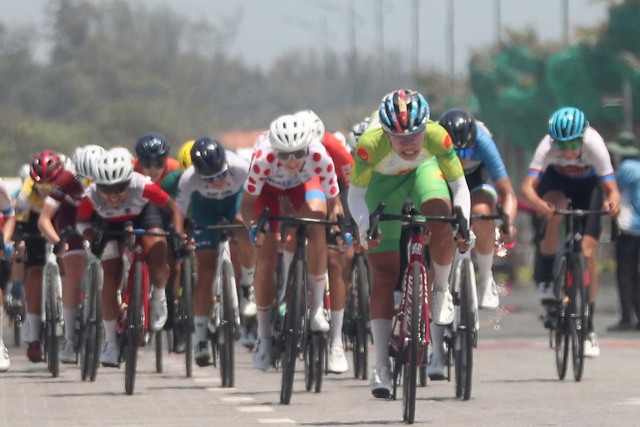 Chặng 4 UCI Biwase Cup: Nguyễn Thị Thật giành Áo xanh thuyết phục - Ảnh 2.