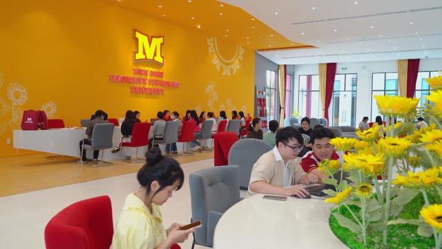 Nhiều trường đại học tăng học bổng, miễn giảm học phí cho tân sinh viên năm 2026 - Ảnh 3.