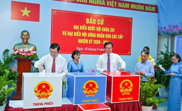 Rộn ràng “Ngày hội non sông” trên thành phố mang tên Bác - Ảnh 12.