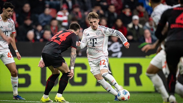 Vòng 26 Bundesliga: Bayern bị cầm hòa, Dortmund rút ngắn khoảng cách - Ảnh 2.