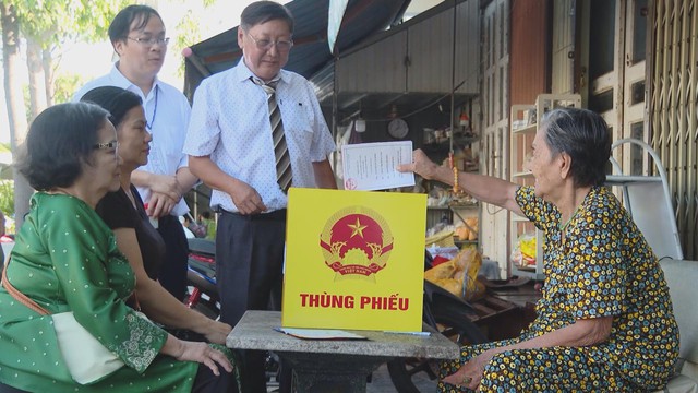 Rộn ràng “Ngày hội non sông” trên thành phố mang tên Bác - Ảnh 49.