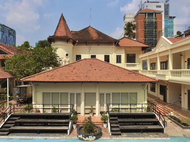 Check-in Nhà Văn hóa Thanh niên phiên bản mới: góc nào cũng thành ảnh đẹp - Ảnh 1.