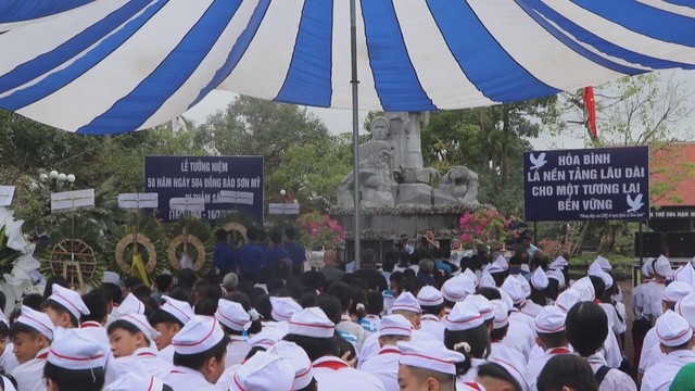 Quảng Ngãi tưởng niệm 58 năm vụ thảm sát Sơn Mỹ - Ảnh 1.