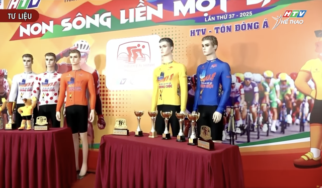 Sẵn sàng cho chương trình diễu hành và lễ công bố Cúp Truyền hình 2026 HTV- Tôn Đông Á  - Ảnh 3.