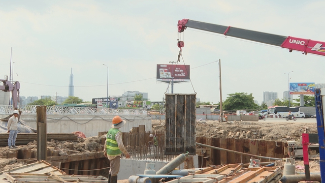 TP. Hồ Chí Minh đẩy nhanh tiến độ các dự án trọng điểm - Ảnh 2.