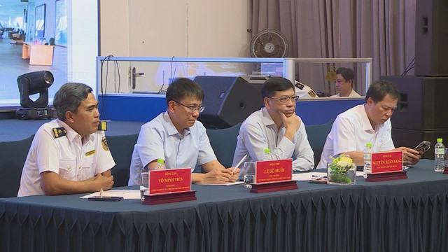 Hội nghị đối thoại, tuyên truyền pháp luật với doanh nghiệp hàng hải TP. Hồ Chí Minh - Ảnh 2.