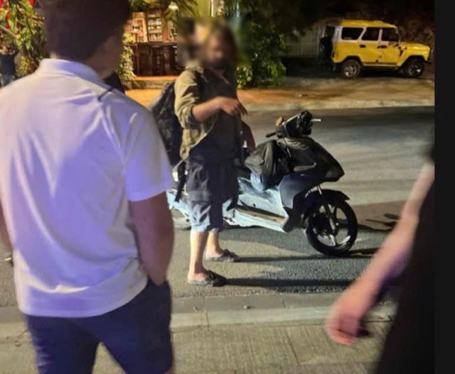 Một người nước ngoài đâm trọng thương thiếu tá công an đang thi hành công vụ ở Mũi Né- Ảnh 1.