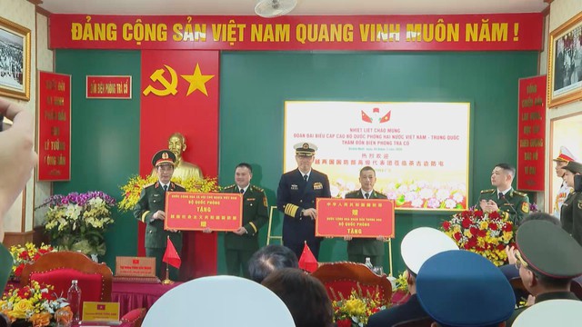 Giao lưu Quốc phòng Việt Nam – Trung Quốc lần thứ 10: Thắt chặt hữu nghị biên giới - Ảnh 3.