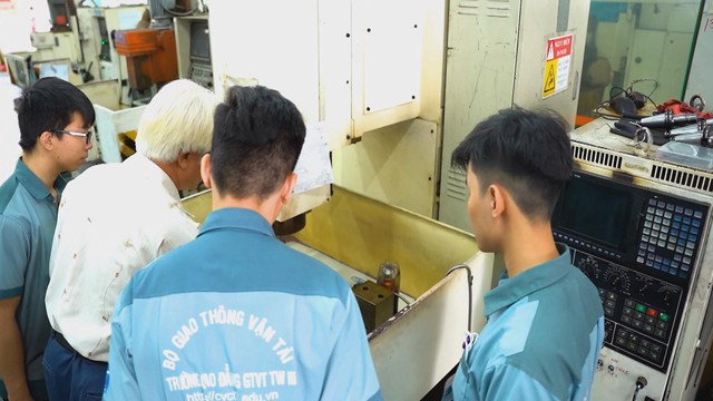 TP. Hồ Chí Minh: Khơi thông nguồn lực, đưa dự án nghiên cứu từ phòng thí nghiệm vào cuộc sống - Ảnh 5.