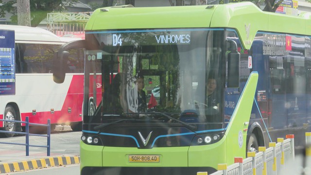 Xe buýt điện "phủ sóng" thêm 9 tuyến tại TP. Hồ Chí Minh: Hướng tới giao thông xanh 2030 - Ảnh 4.