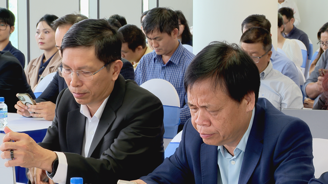 TP. Hồ Chí Minh: Thúc đẩy liên kết "ba nhà" phát triển công nghiệp điện tử và bán dẫn - Ảnh 4.