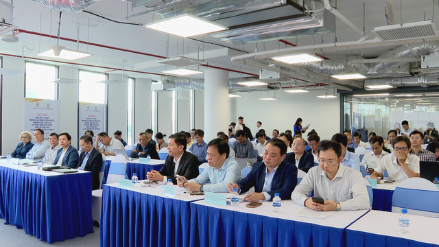 TP. Hồ Chí Minh: Thúc đẩy liên kết "ba nhà" phát triển công nghiệp điện tử và bán dẫn - Ảnh 1.