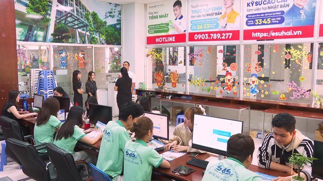 Thời sự HTV ngày 22/3/2026 | Các trường đại học thay đổi thích ứng với quy chế tuyển sinh mới - Ảnh 1.