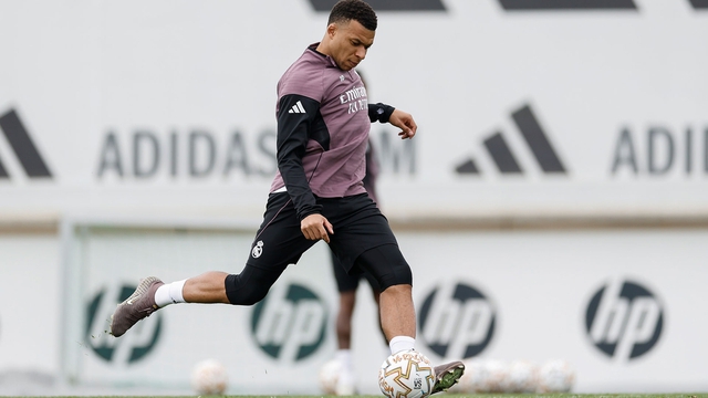 Mbappe sẵn sàng cho trận derby gặp Atletico Madrid - Ảnh 1.