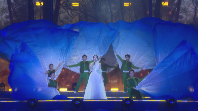 Giới trẻ TP. Hồ Chí Minh hưởng ứng Giờ Trái Đất bằng hành động thiết thực- Ảnh 3.