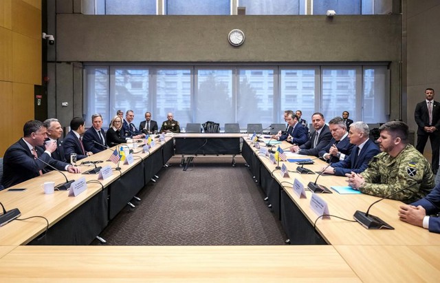 Mỹ và Ucraina thúc đẩy tiến trình đàm phán - Ảnh 1.