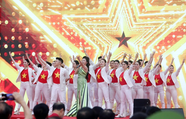 Hơn 15.000 người tham gia Ngày chạy Olympic 2026 tại Hà Nội, lan tỏa phong trào rèn luyện toàn dân - Ảnh 3.