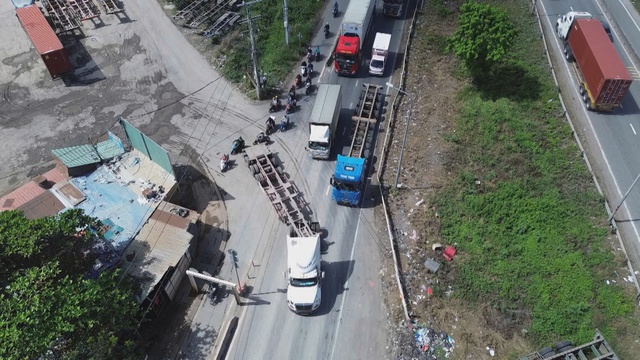 60 Giây ngày 23/3/2026 | TP. Hồ Chí Minh: “Đau đầu” vì bãi xe tự phát - Ảnh 1.