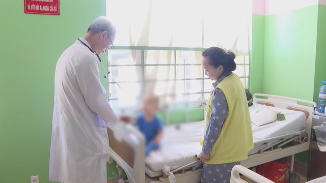 Ca tay chân miệng ở TP. Hồ Chí minh tăng gần gấp đôi, 2 trường hợp tử vong trong tuần - Ảnh 1.