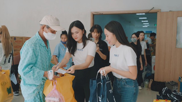 Những “ngọn đèn” âm thầm trong hành trình vượt qua bóng tối - Ảnh 4.