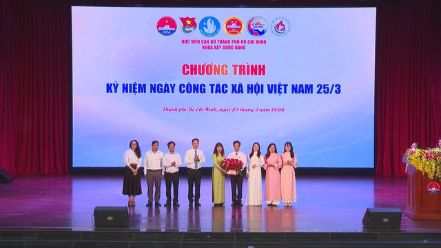 Tôn vinh vai trò công tác xã hội trong hệ thống an sinh tại TP. Hồ Chí Minh - Ảnh 4.