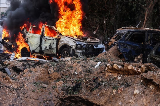 Thông báo trái ngược của Mỹ và Iran về việc đàm phán - Ảnh 2.