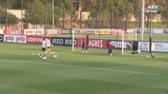 Bồ Đào Nha chuẩn bị cho World Cup: Ronaldo vắng mặt trong loạt trận giao hữu quan trọng - Ảnh 4.