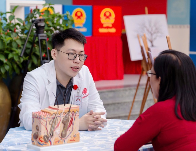 Bác sĩ Trần Minh Triết gương mặt trẻ tiêu biểu ngành Y- Ảnh 3.