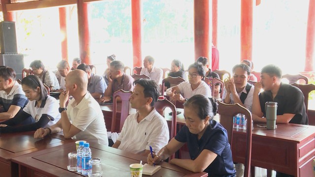 Quan tâm đổi mới sáng tác, biểu diễn sân khấu trong bối cảnh mới - Ảnh 2.