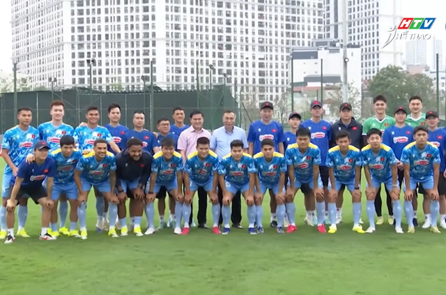 Chủ tịch Liên đoàn bóng đá Việt Nam động viên ĐTQG trước dịp FIFA Days - Ảnh 2.