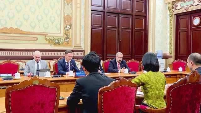 Thời sự HTV ngày 27/3/2026 | TP. Hồ Chí Minh sẵn sàng cho việc chuyển đổi xăng sinh học E10 - Ảnh 3.