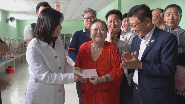 Các nhà hảo tâm Hàn Quốc thăm Mái ấm Thiện Duyên tại Củ Chi, TP. Hồ Chí Minh - Ảnh 3.