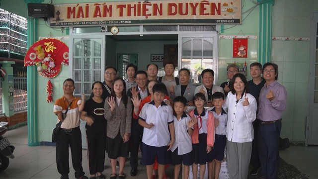 Các nhà hảo tâm Hàn Quốc thăm Mái ấm Thiện Duyên tại Củ Chi, TP. Hồ Chí Minh - Ảnh 4.