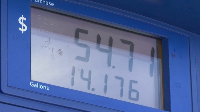 Qatarenergy dừng hoạt động sau các đợt không kích từ Iran - Ảnh 2.