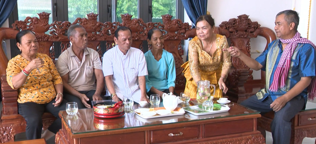 Đồng bào các dân tộc TP. Hồ Chí Minh háo hức hướng về ngày hội bầu cử 15/3 - Ảnh 4.