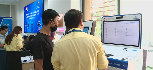 TP. Hồ Chí Minh: Đẩy mạnh Kiosk thông minh và Chatbot A.I. phục vụ hành chính công tại phường - Ảnh 4.