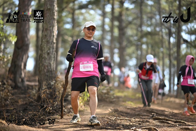 NewZround: Băng rừng, vượt núi, chạy xuyên đêm: Dalat Ultra Trail có gì mà hấp dẫn?- Ảnh 8.