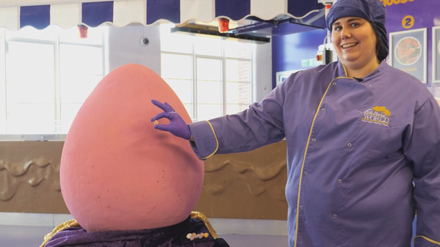 Anh: Ra mắt trứng phục sinh khổng lồ- Ảnh 1. Anh: Ra mắt trứng phục sinh khổng lồ- Ảnh 1.