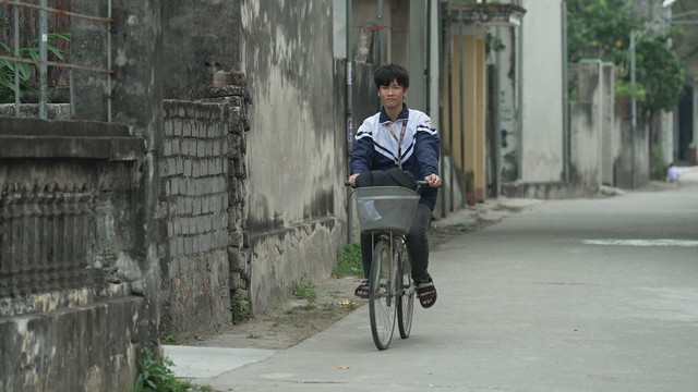 Tuổi 17, Bá Phát làm chỗ dựa cho mẹ và bà mù lòa - Mái ấm gia đình Việt- Ảnh 9.