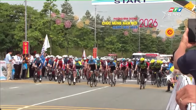 Khai màn UCI Biwase 2026 - Nỗ lực ấn tượng của 2 tay đua ngoại - Ảnh 1.